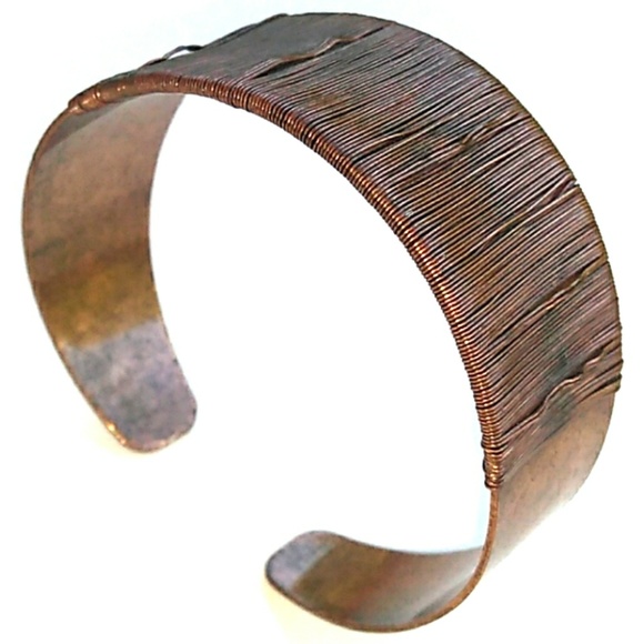 VINTAGE Wire Wrapped Solid Copper Cuff Bracelet - Picture 4 of 8